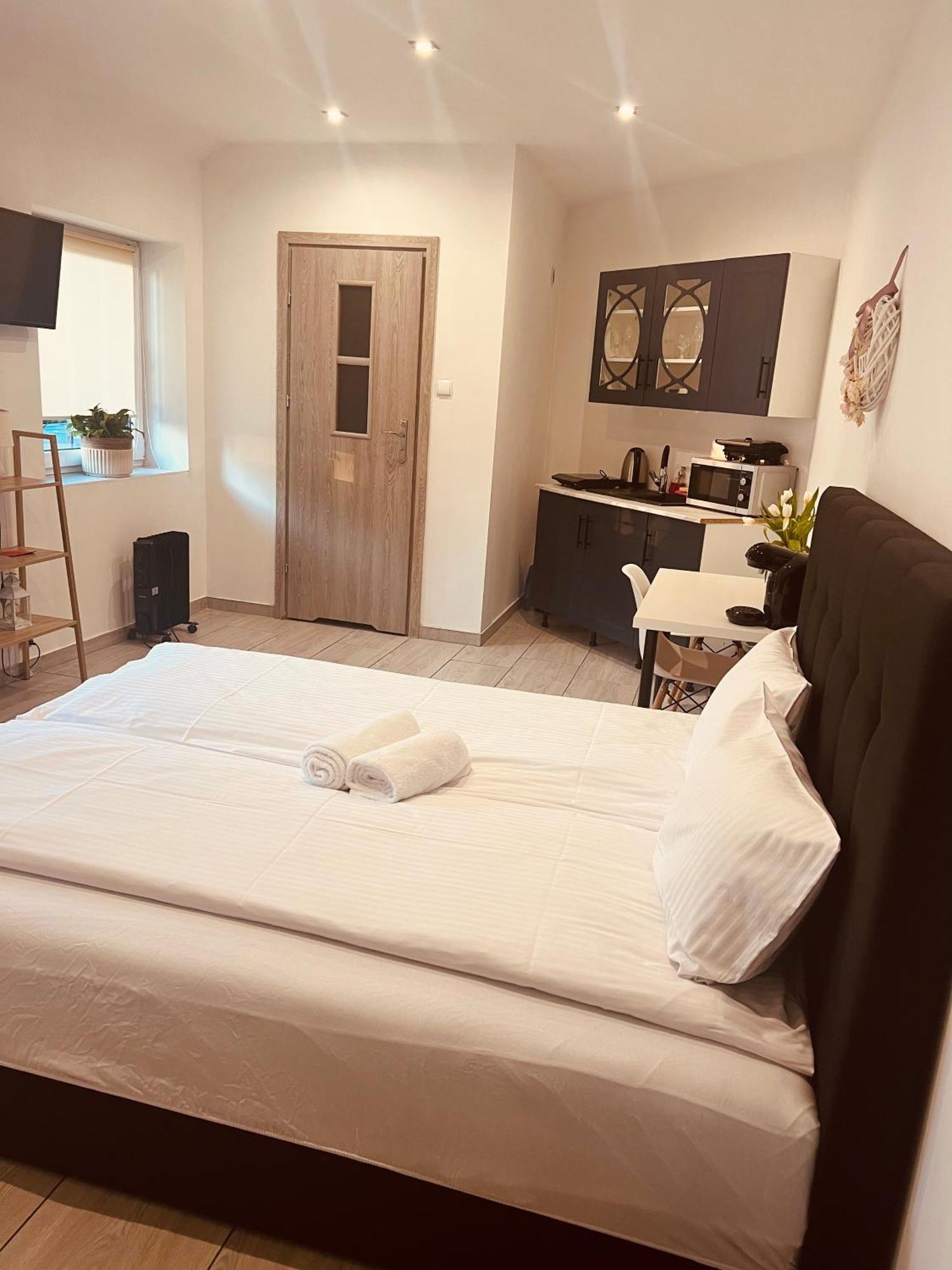 Apartament Stara Piekarnia ティヒ エクステリア 写真